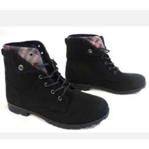 Rock & Candy by Zigi Tavin Black Plaid Foldover Boots - 9.5